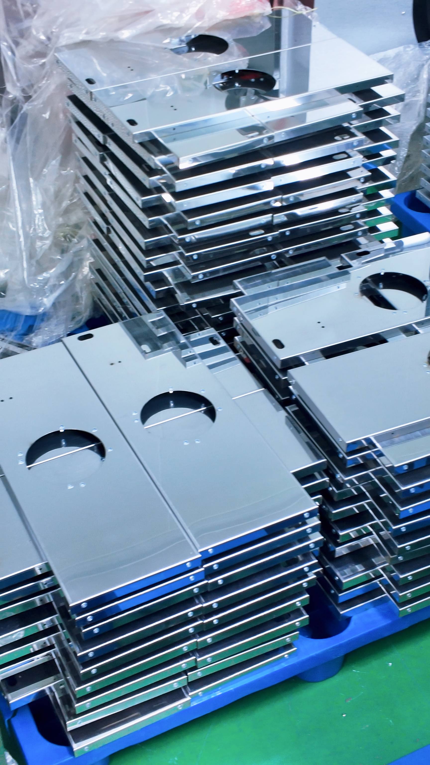 Cleanroom Equipment Factory: A Look Inside Precision Manufacturing for Critical Environments