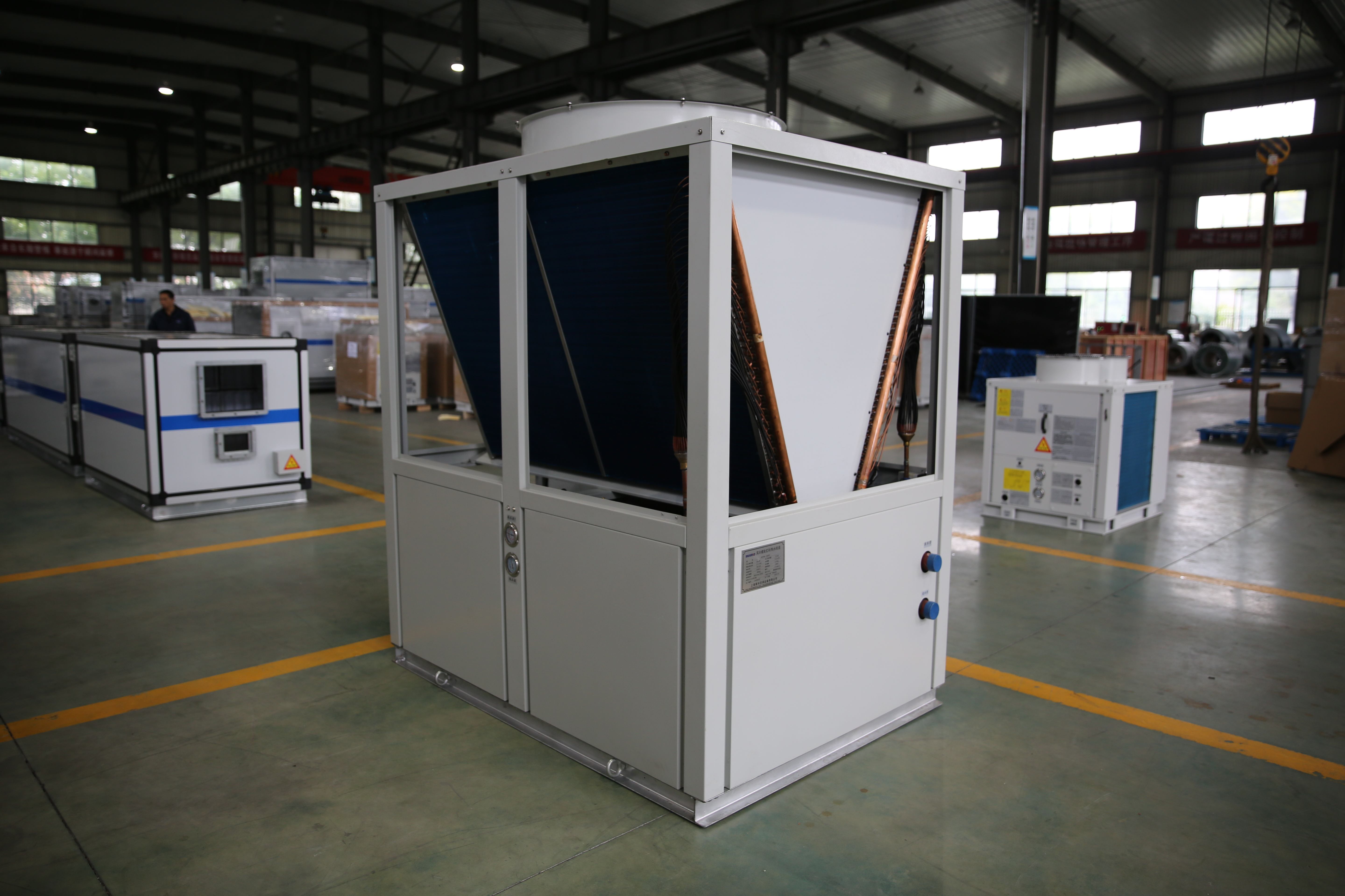 Water Chiller Maker Guide to Selecting Efficient Cooling Systems